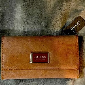 Guess Wallet (Brown)